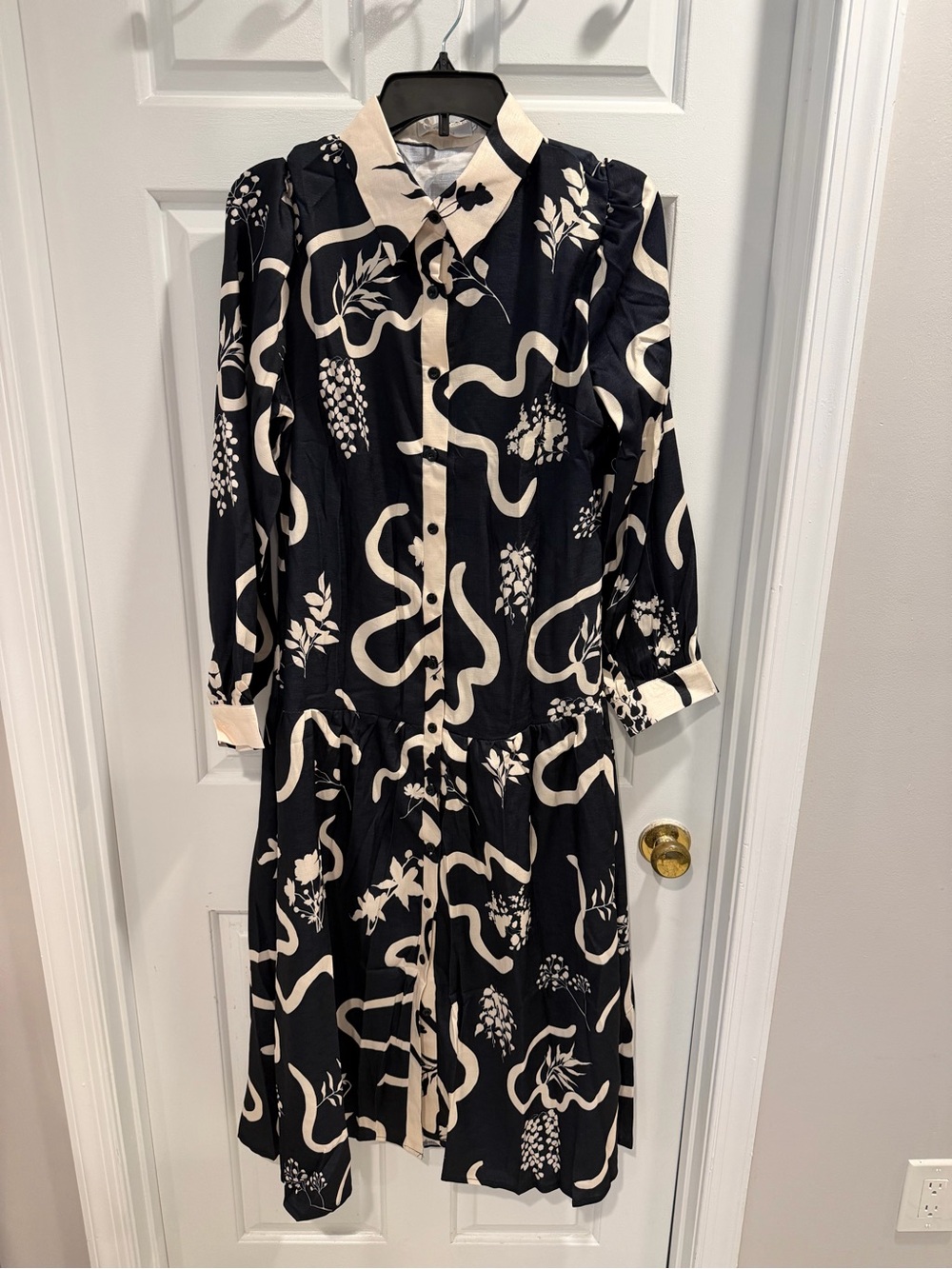 NWT Endless Moon Black & Cream Printed Button-Up Dress Sz L